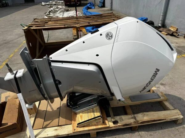 Mercury verado, v10 outboard