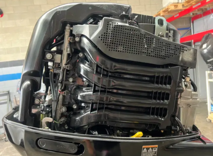 DF-200 A SUZUKI 4 STROKE